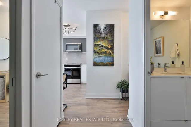 Additional property image - 1461 Lawrence Ave Unit 2109
