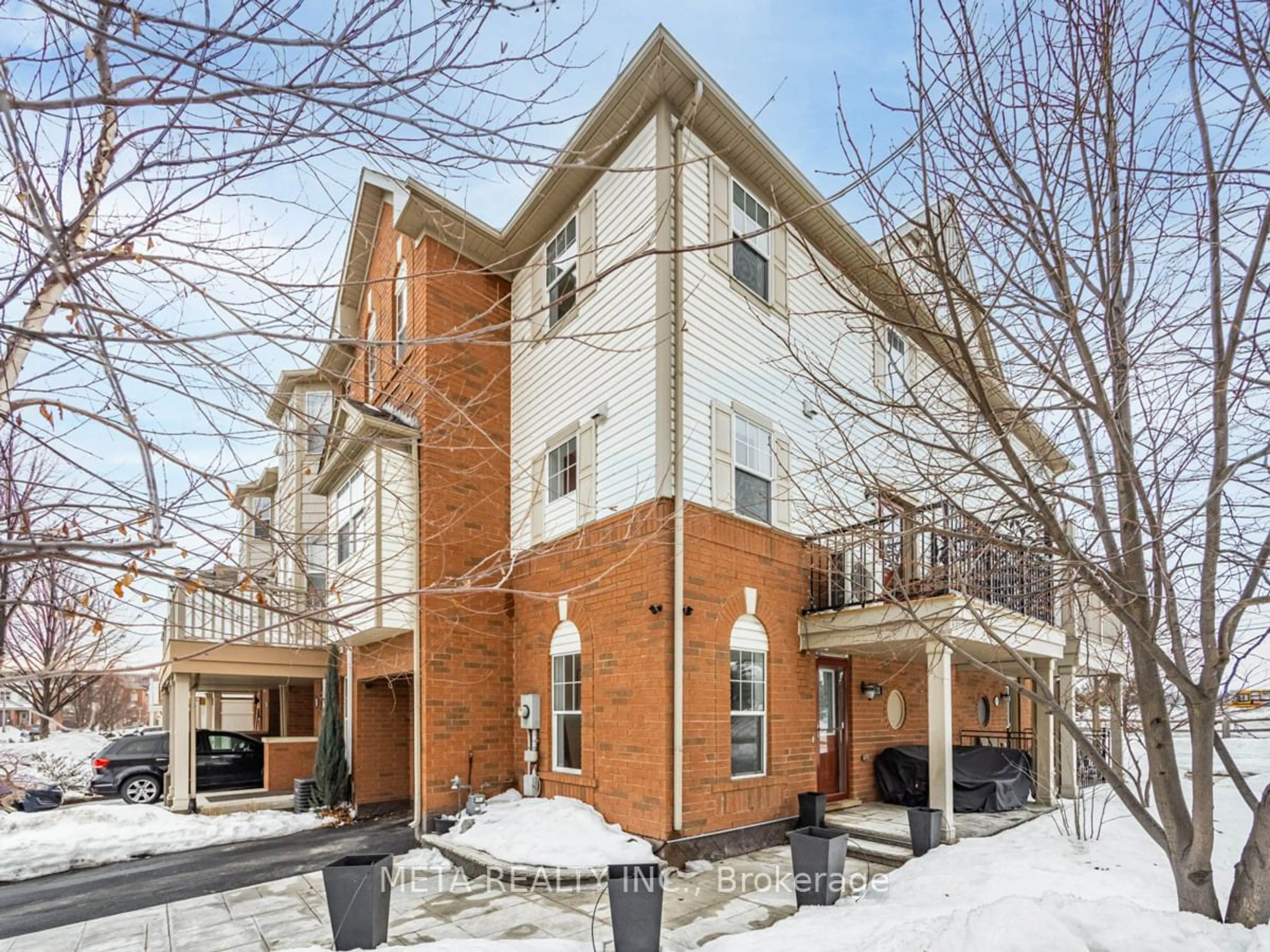 Unknown for 3135 Stornoway Circ, Oakville Ontario L6M 5H9