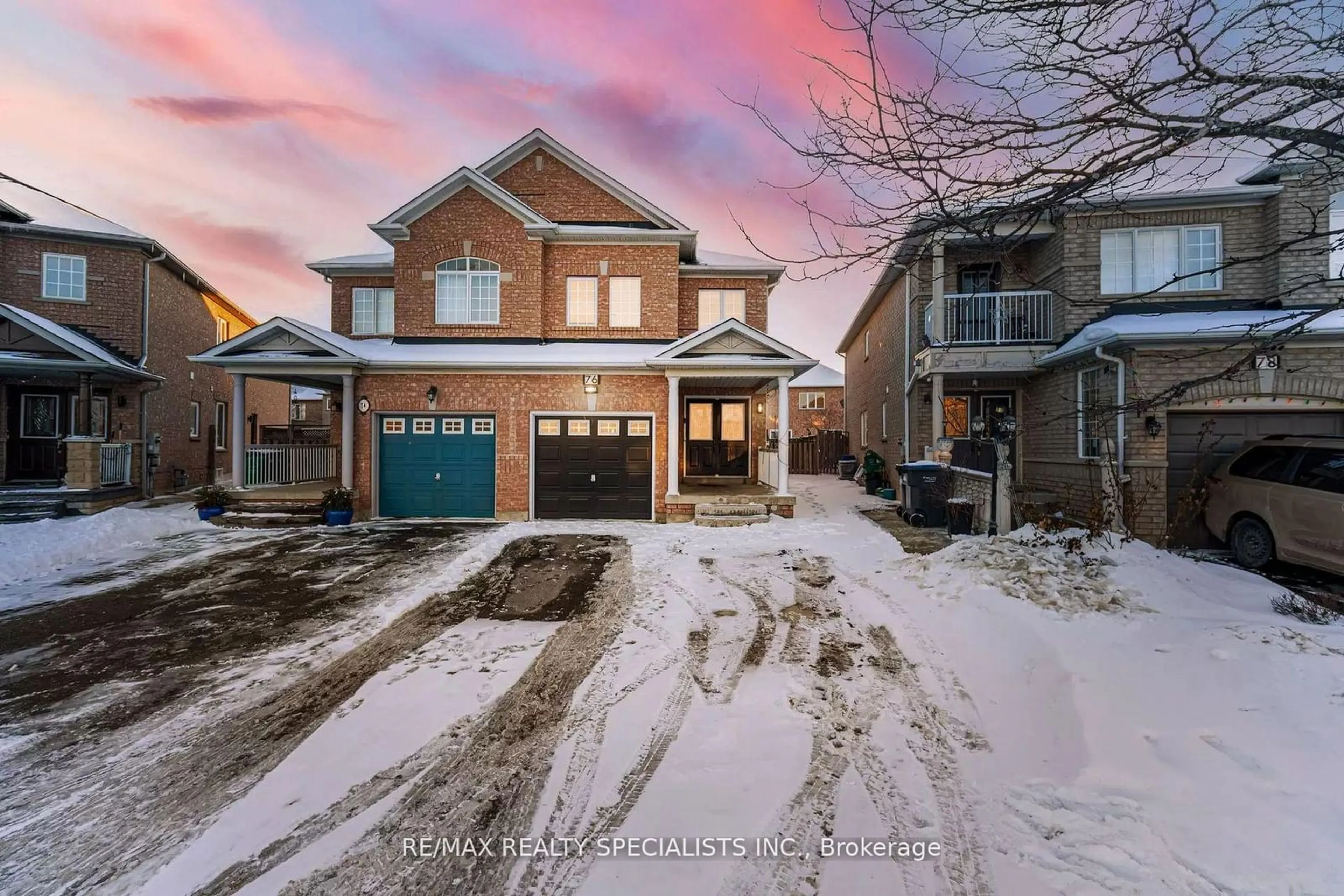 Home with brick exterior material, street for 76 Dewridge Crt, Brampton Ontario L6R 3C1