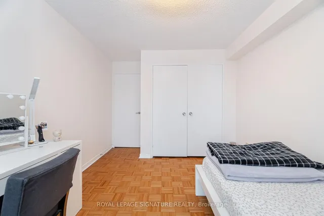 Additional property image - 1300 Mississauga Valley Blvd Unit 211
