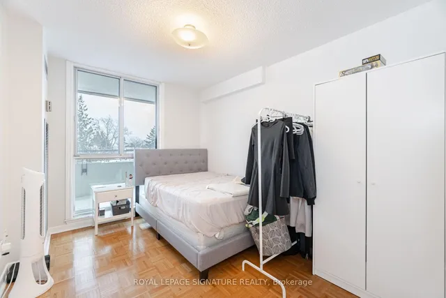 Additional property image - 1300 Mississauga Valley Blvd Unit 211