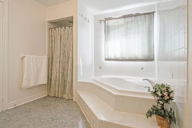 Additional property image - 21 Father Tobin Rd