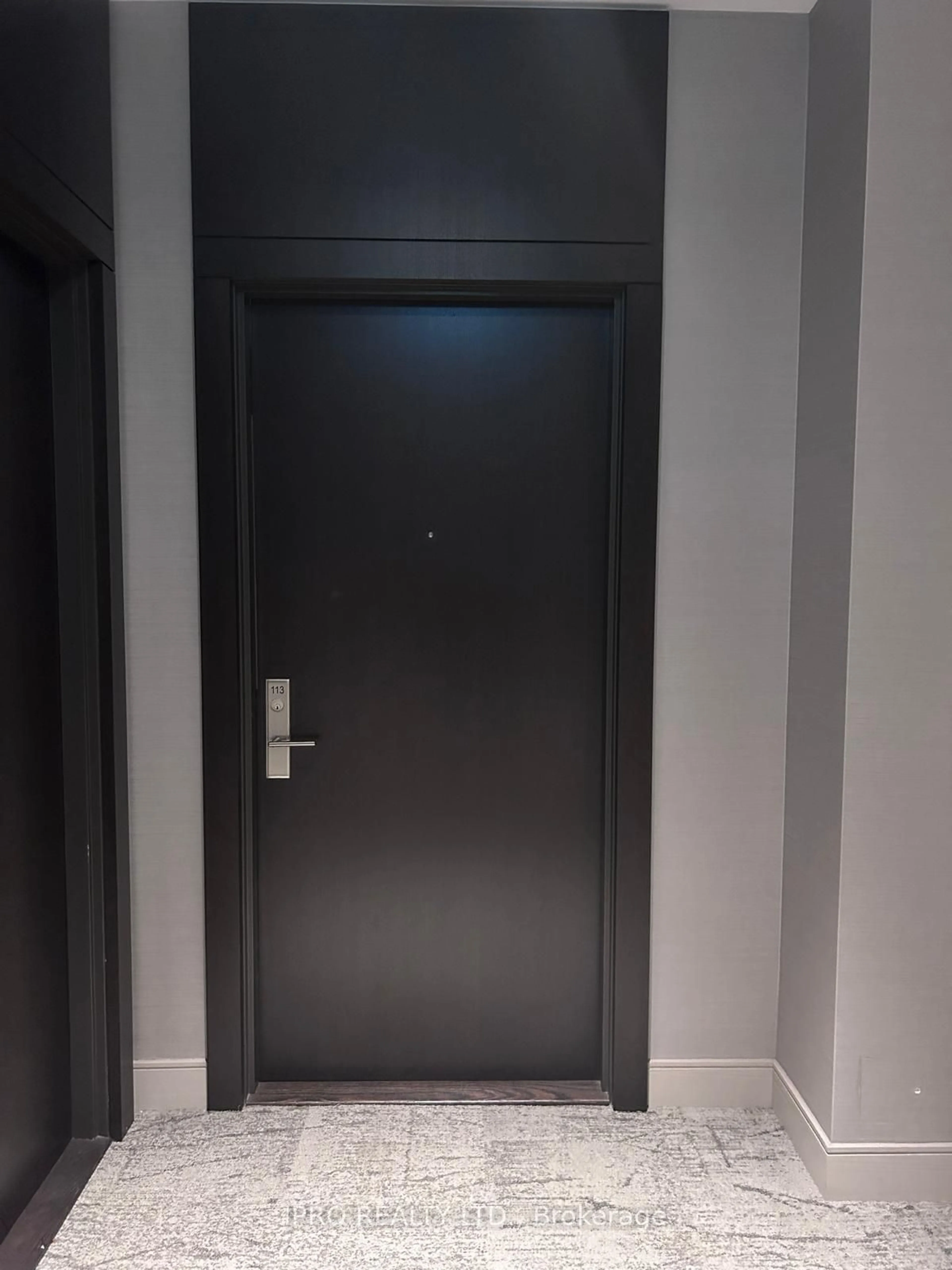 Indoor foyer for 8 Nahani Way #113, Mississauga Ontario L4Z 0C6