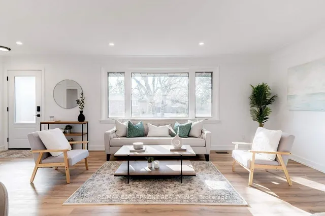 Additional property image - 5470 Randolph Cres