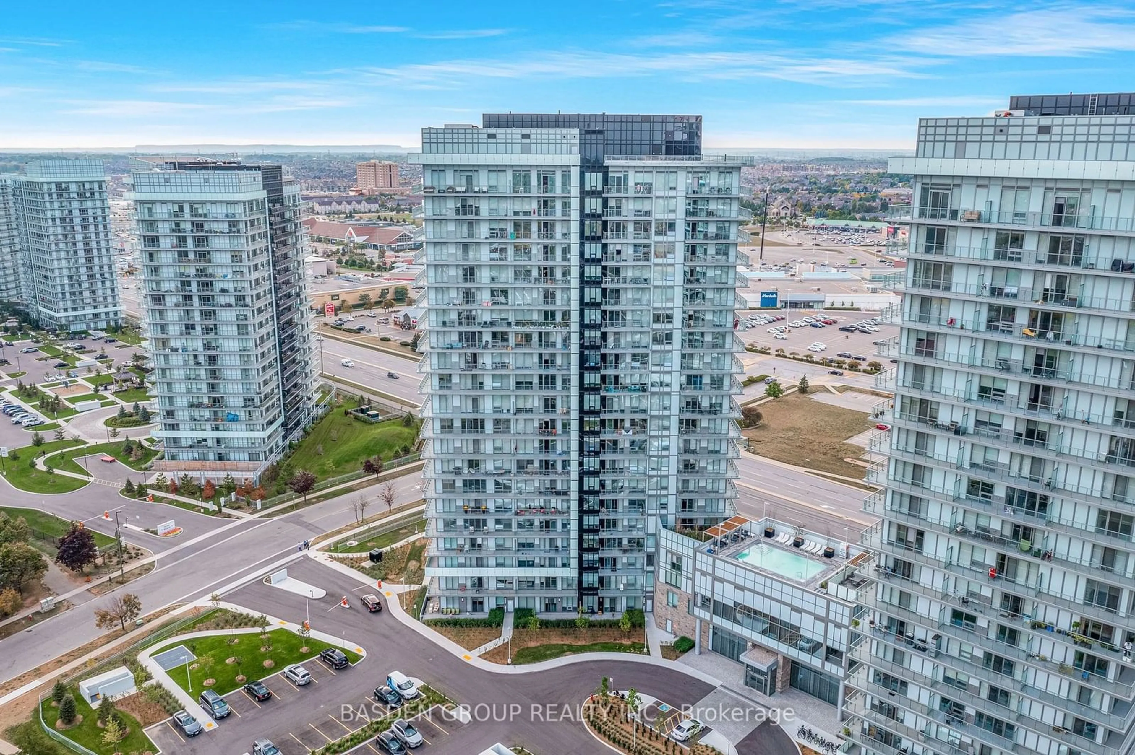 A pic from outside/outdoor area/front of a property/back of a property/a pic from drone, city buildings view from balcony for 4655 Metcalfe Ave #202B, Mississauga Ontario L5M 0Z7