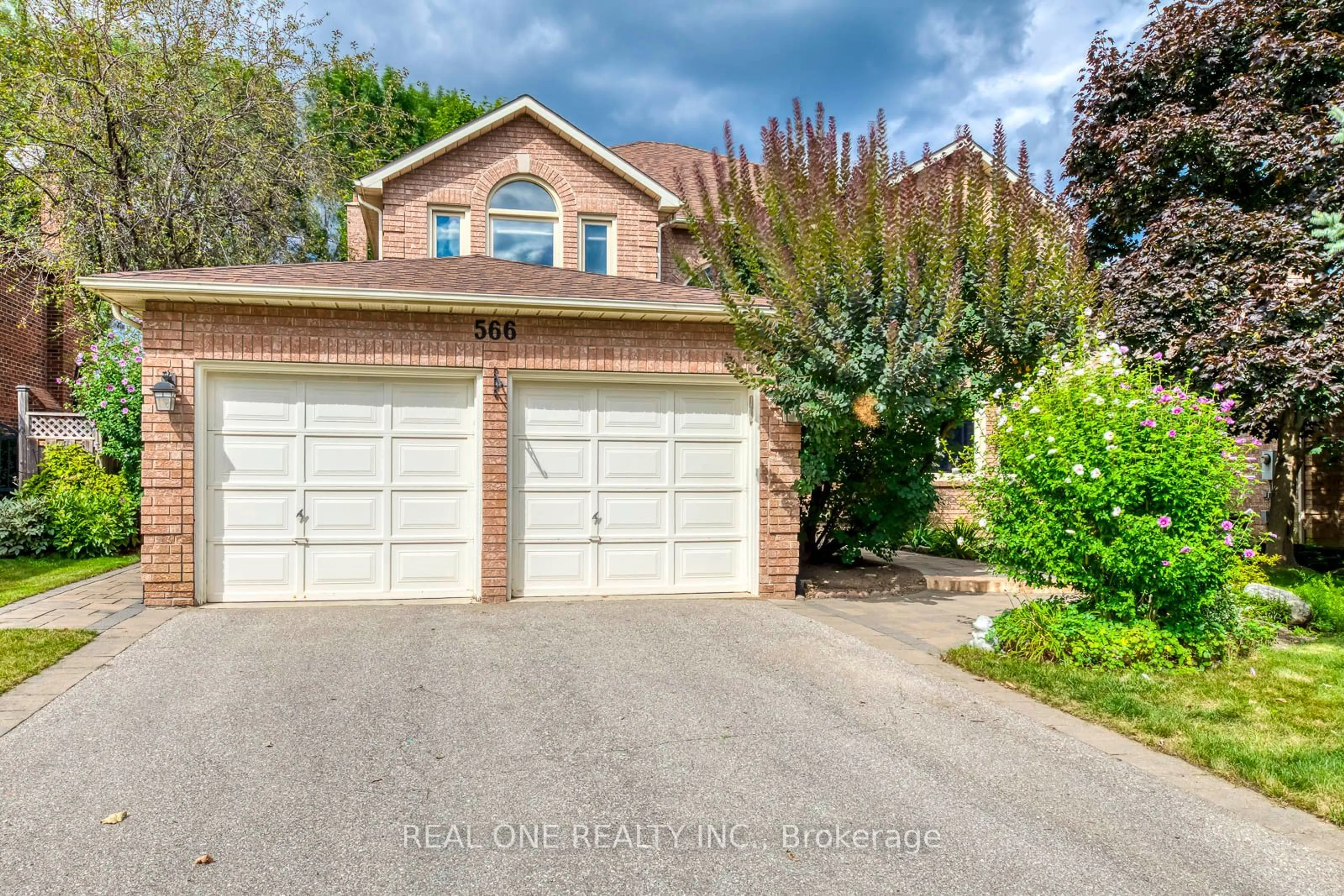 Home with brick exterior material, street for 566 Blenheim Cres, Oakville Ontario L6J 6P4