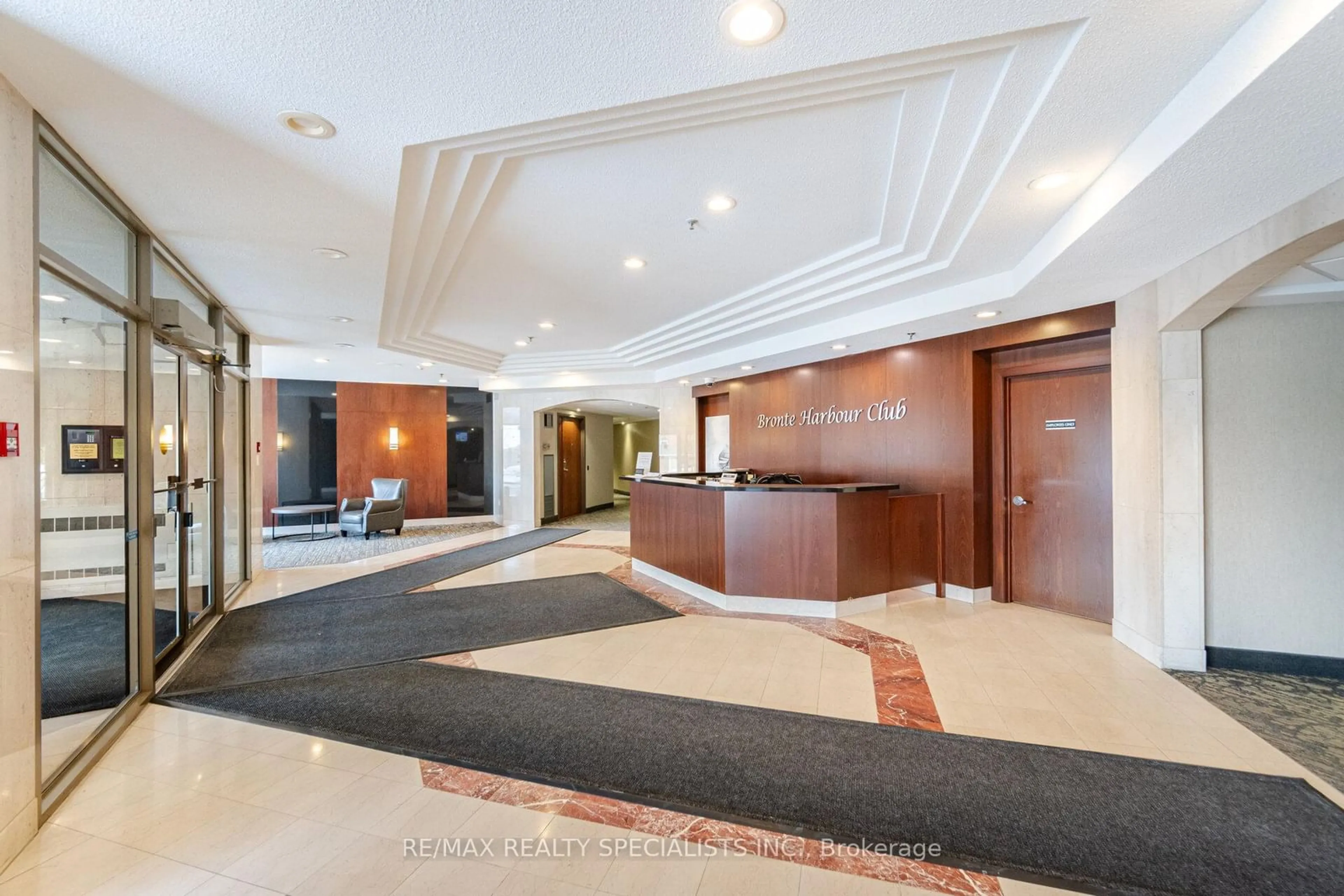 Lobby for 2511 Lakeshore Rd #111, Oakville Ontario L6L 6L9