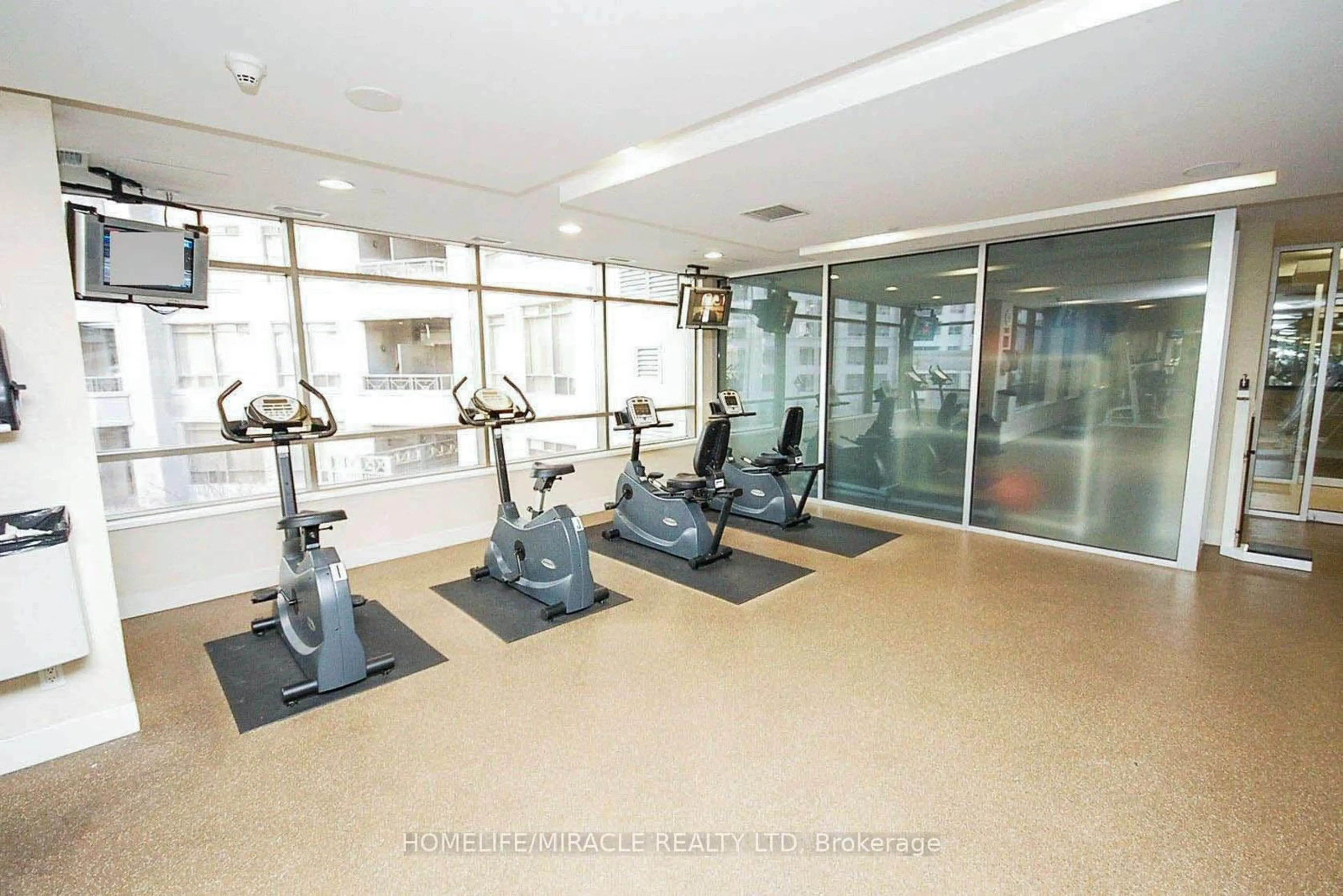 Gym or fitness room for 4099 Brickstone Mews #LPH5, Mississauga Ontario L5B 0G2