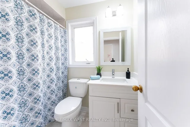 Additional property image - 1020 Windbrooke Grve