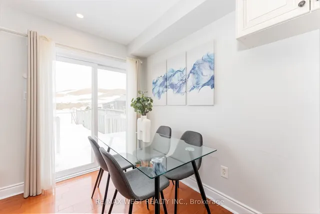 Additional property image - 1020 Windbrooke Grve