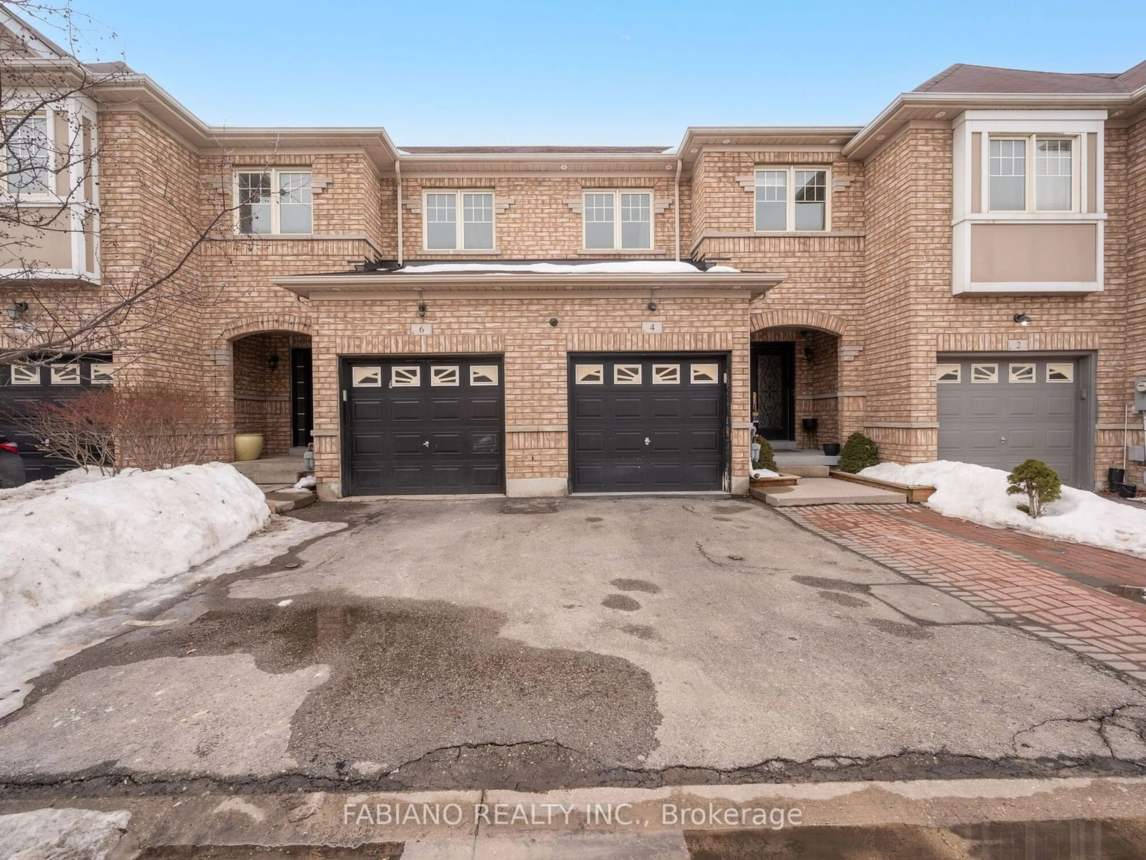 Unknown for 6 Davenhill Rd, Brampton Ontario L6P 3E1