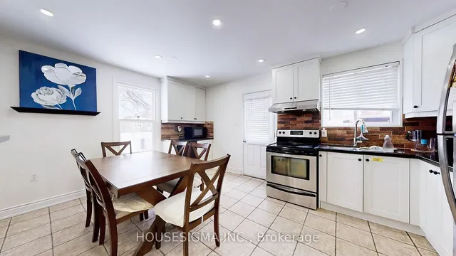 Additional property image - 65 Reigate Ave