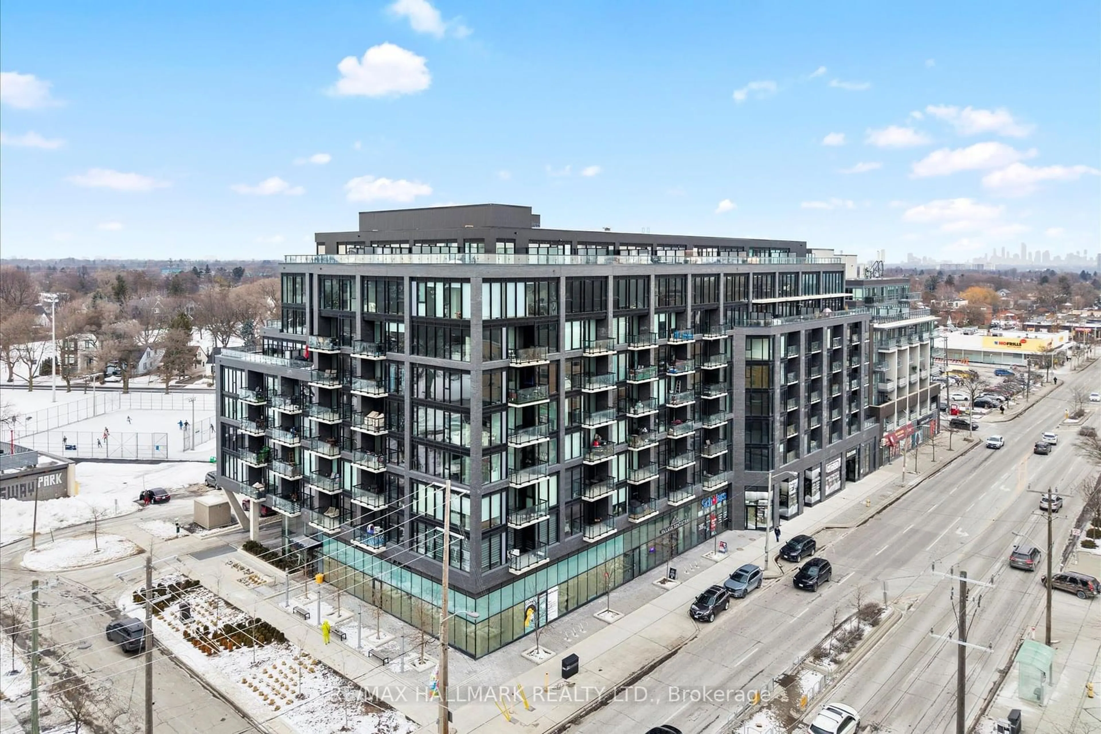 A pic from outside/outdoor area/front of a property/back of a property/a pic from drone, city buildings view from balcony for 7 Smith Cres #PH807, Toronto Ontario M8Z 0G3