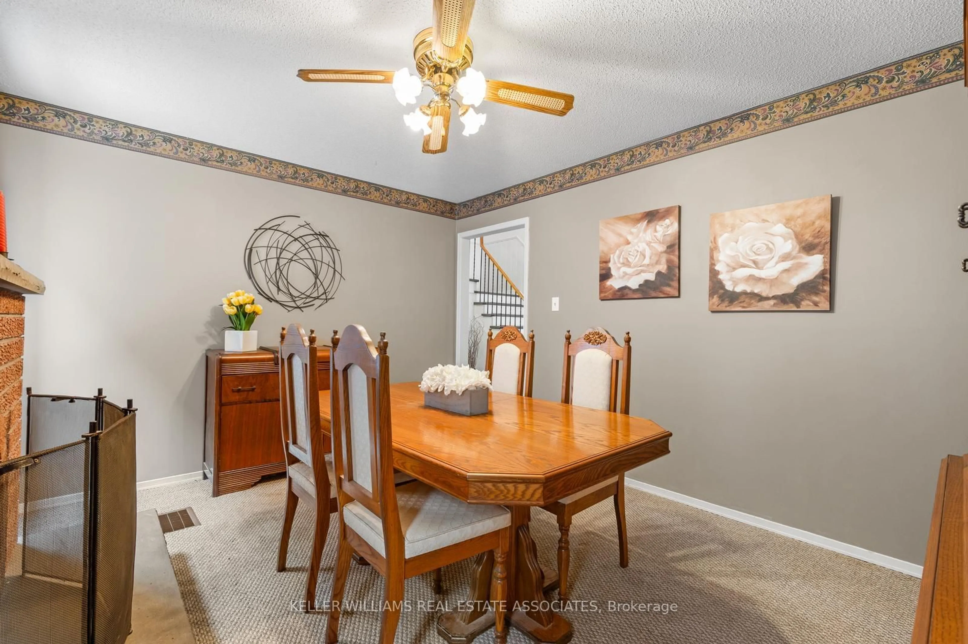 Dining room, unknown for 3125 Olympus Mews, Mississauga Ontario L5N 4W2