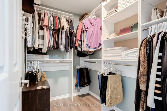 Additional property image - 5608 Hannah St