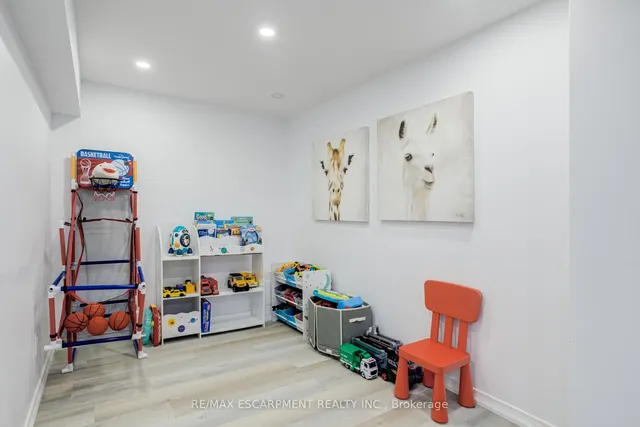 Additional property image - 5608 Hannah St