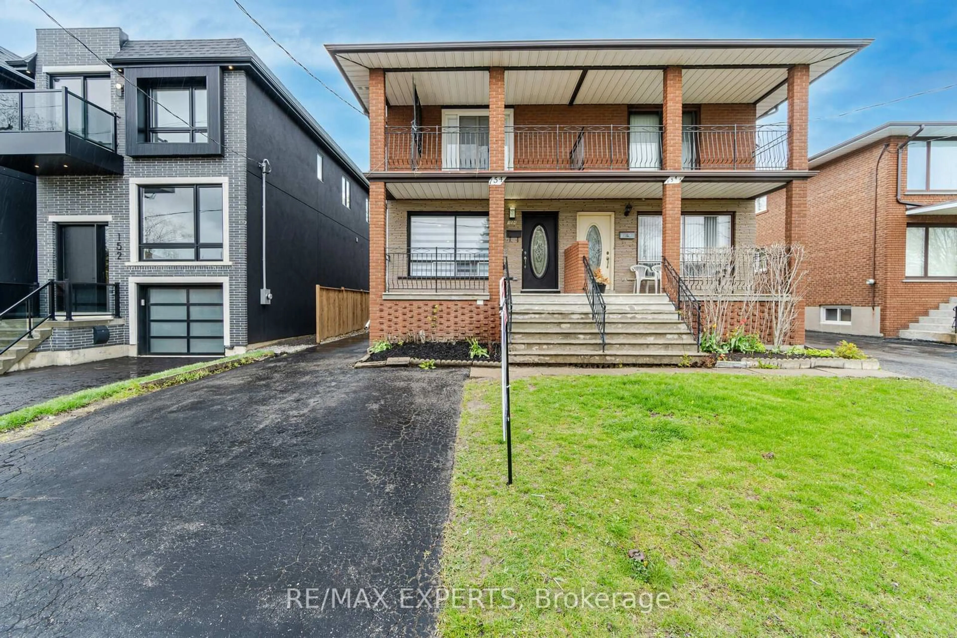 Home with brick exterior material, street for 154 Sheldon Ave, Toronto Ontario M8W 4L6