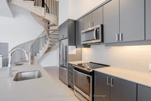 Additional property image - 8 Nahani Way Unit 131