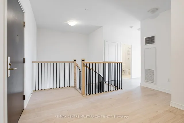 Additional property image - 8 Nahani Way Unit 131