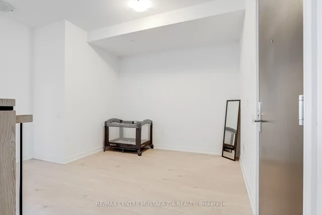 Additional property image - 8 Nahani Way Unit 131