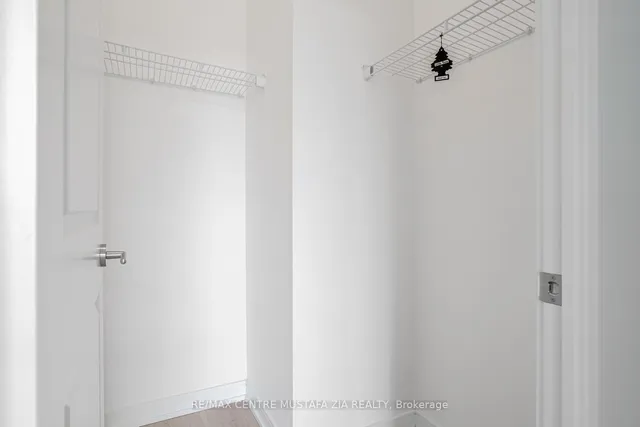 Additional property image - 8 Nahani Way Unit 131