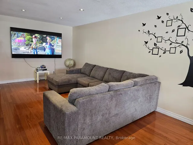 Additional property image - 65 Greenbriar Rd