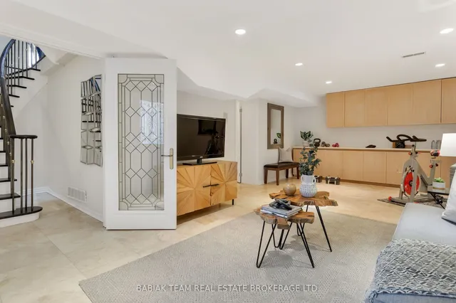 Additional property image - 19 Dacre Cres