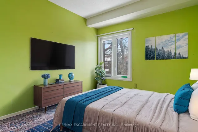 Additional property image - 750 Burnhamthorpe Rd Unit 25