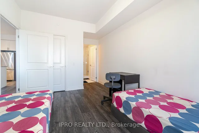 Additional property image - 1050 Main St Unit 326