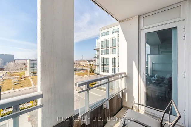 Additional property image - 1050 Main St Unit 326