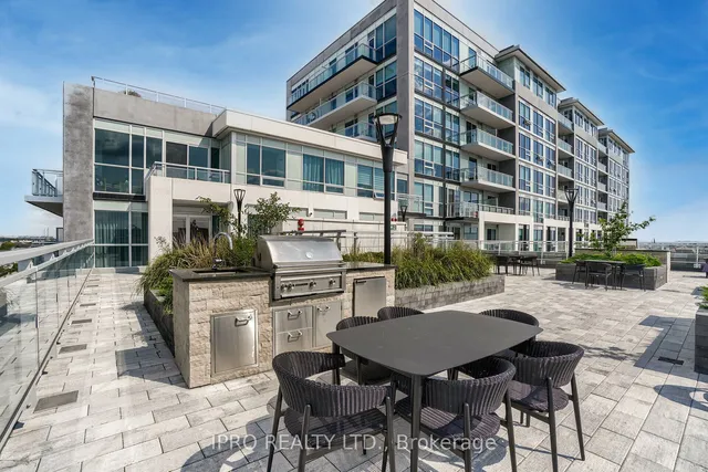 Additional property image - 1050 Main St Unit 326