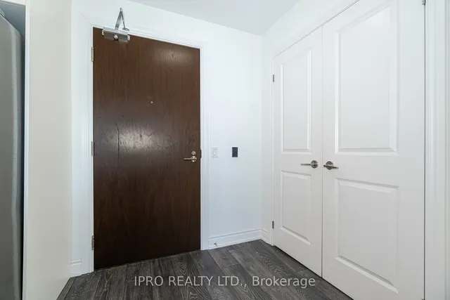 Additional property image - 1050 Main St Unit 326