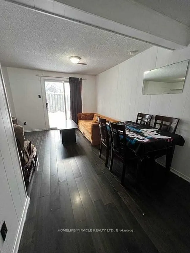 Additional property image - 96 Carleton Pl