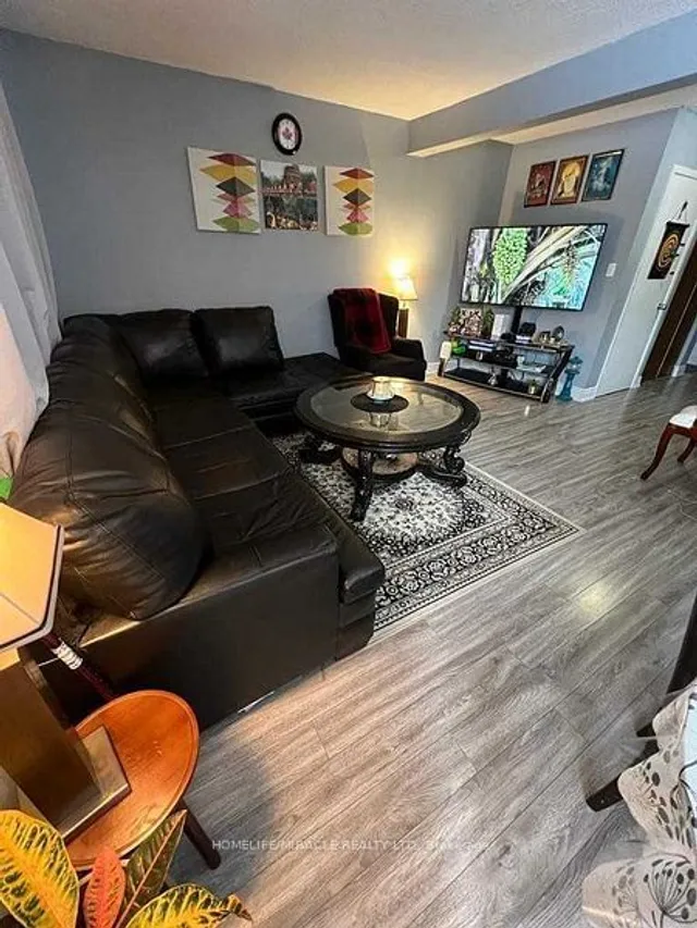 Additional property image - 96 Carleton Pl