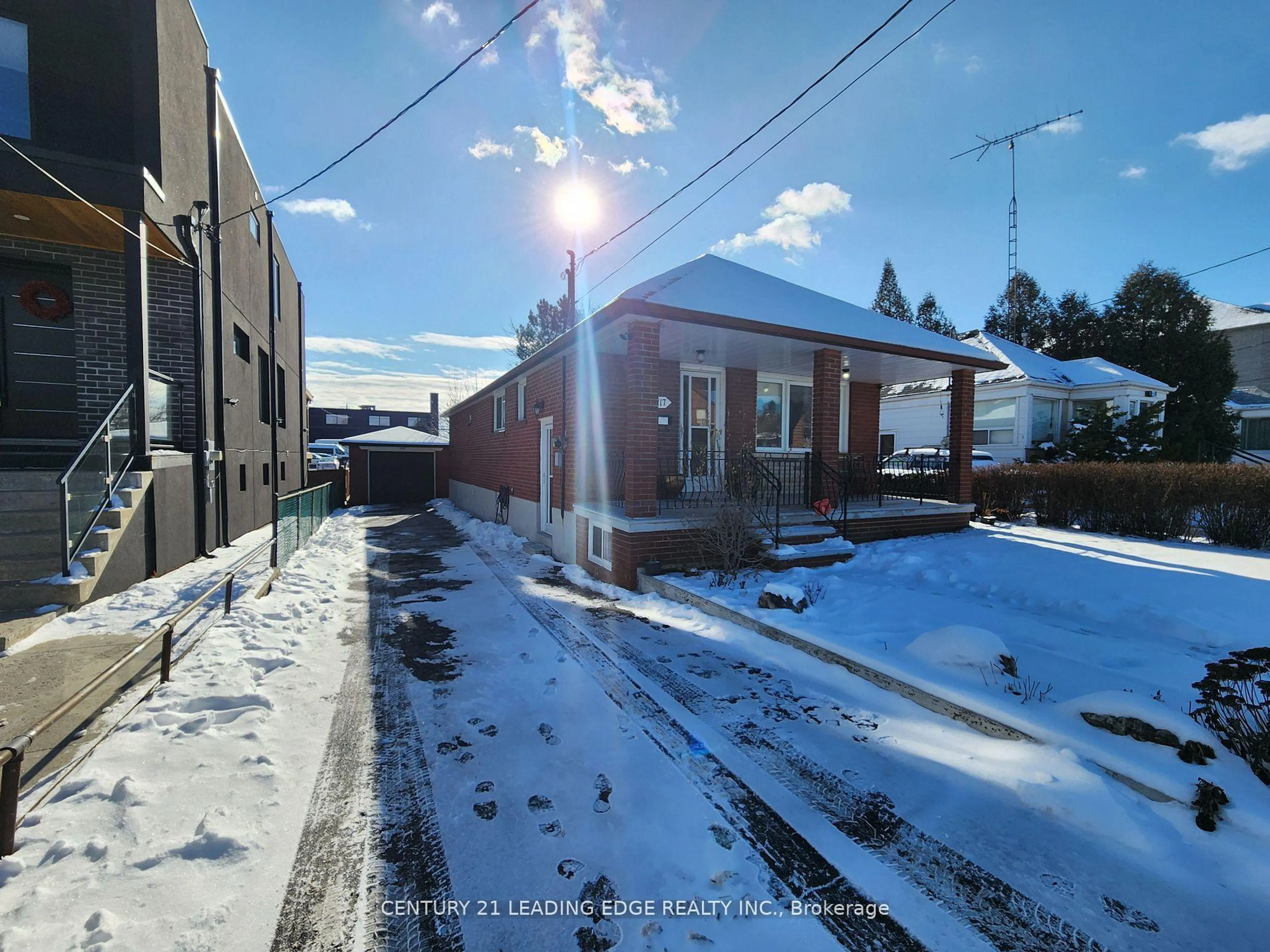 A pic from outside/outdoor area/front of a property/back of a property/a pic from drone, street for 1117 Glencairn Ave, Toronto Ontario M6B 2B1