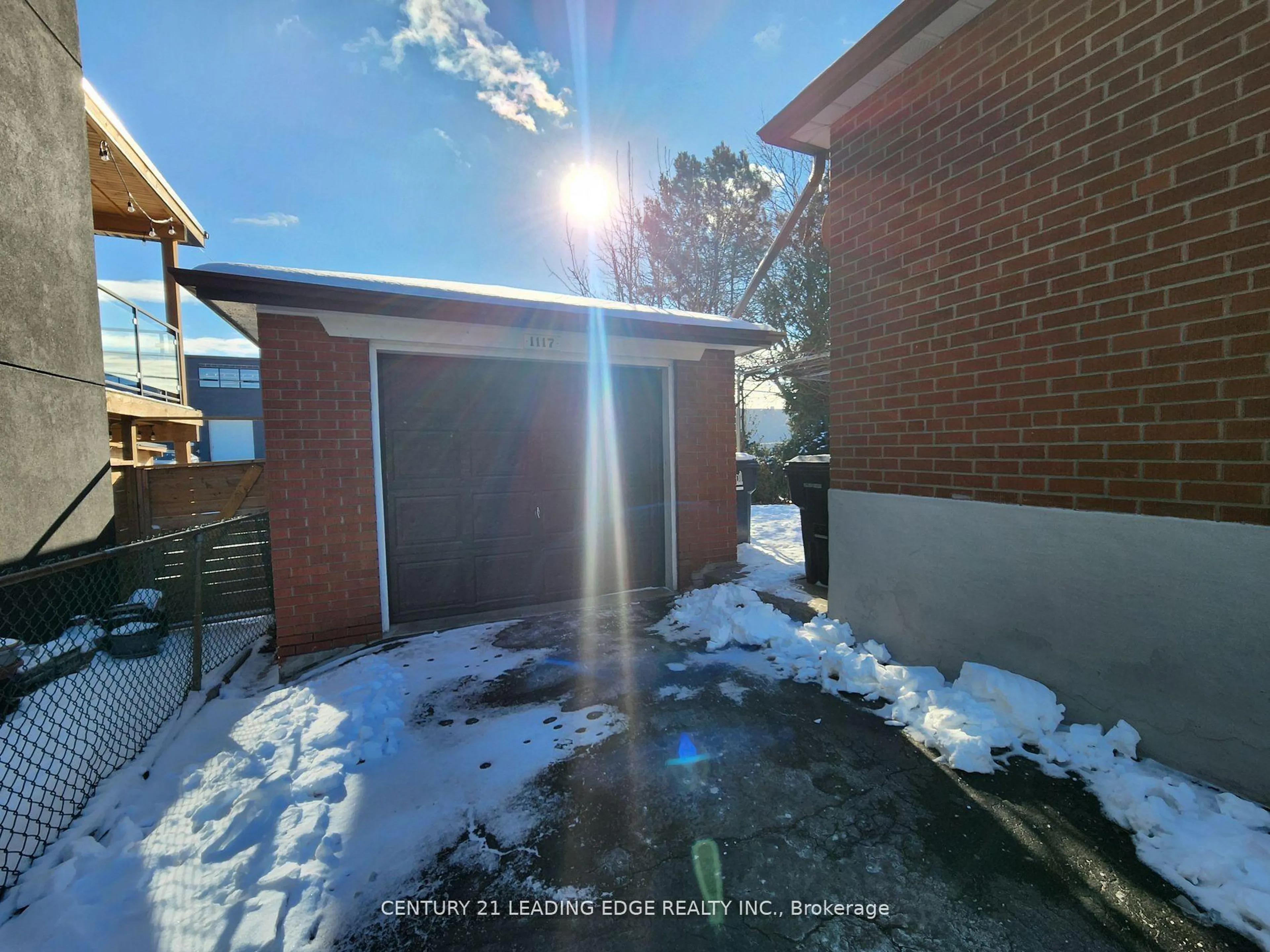 A pic from outside/outdoor area/front of a property/back of a property/a pic from drone, street for 1117 Glencairn Ave, Toronto Ontario M6B 2B1