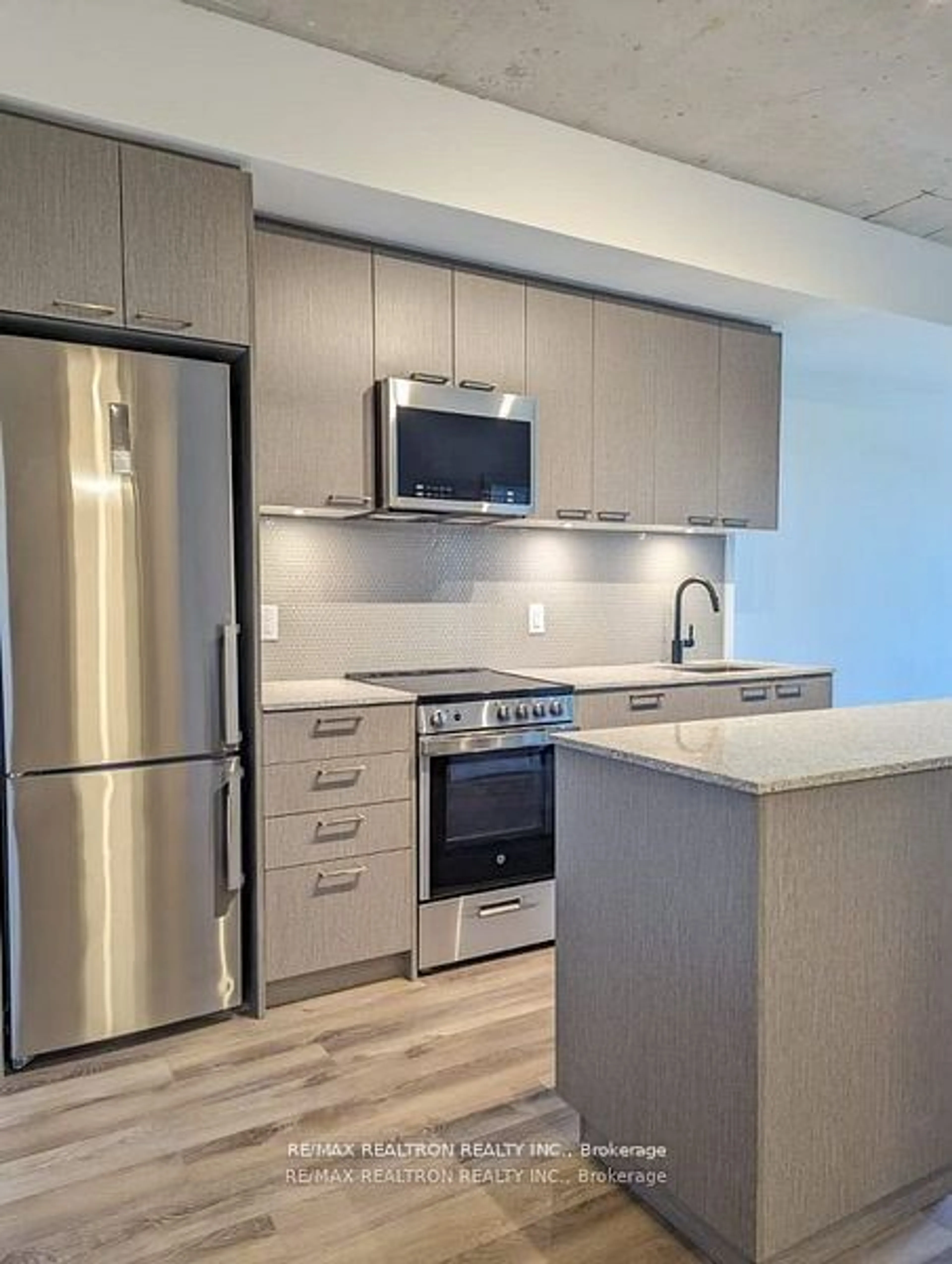 Standard kitchen, unknown for 1808 St.Clair Ave. W Ave #403, Toronto Ontario M6N 1J5