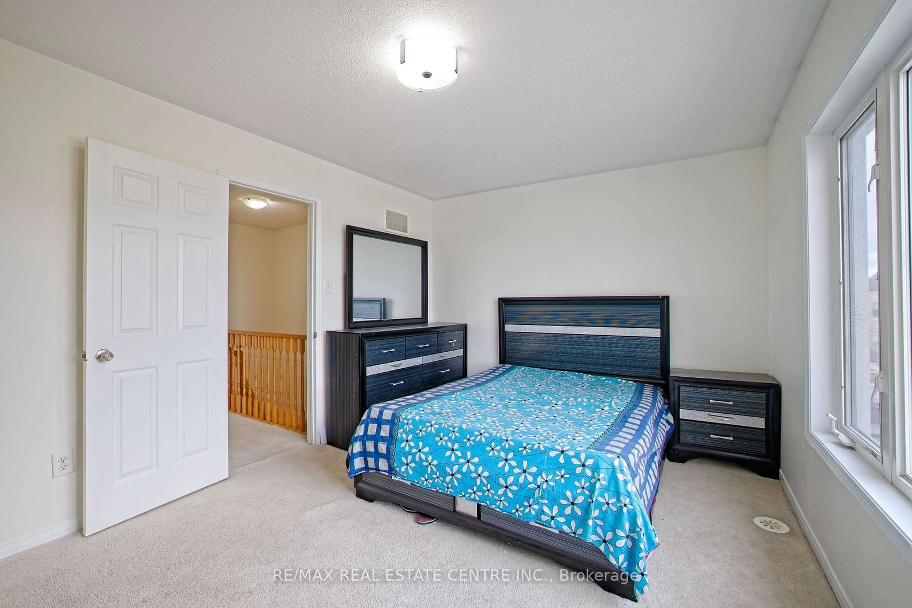 Bedroom with bed, unknown for 60 Fairwood Circ #99, Brampton Ontario L6R 0Y6