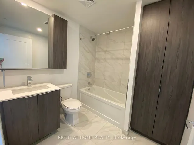 Additional image 10 of 70 Annie Craig Dr Unit 1901