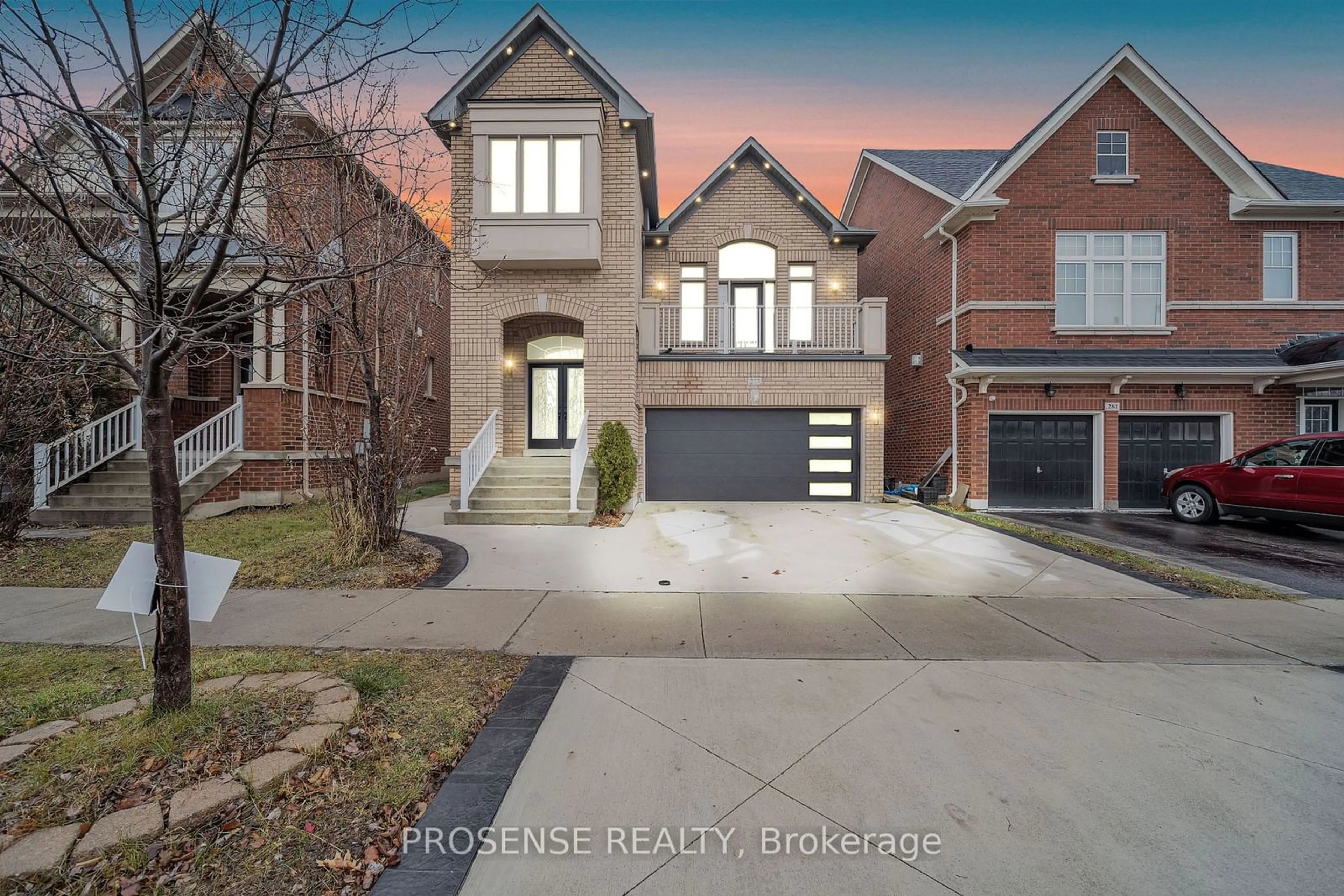 Home with brick exterior material, street for 277 Scott Blvd, Milton Ontario L9T 6Z7