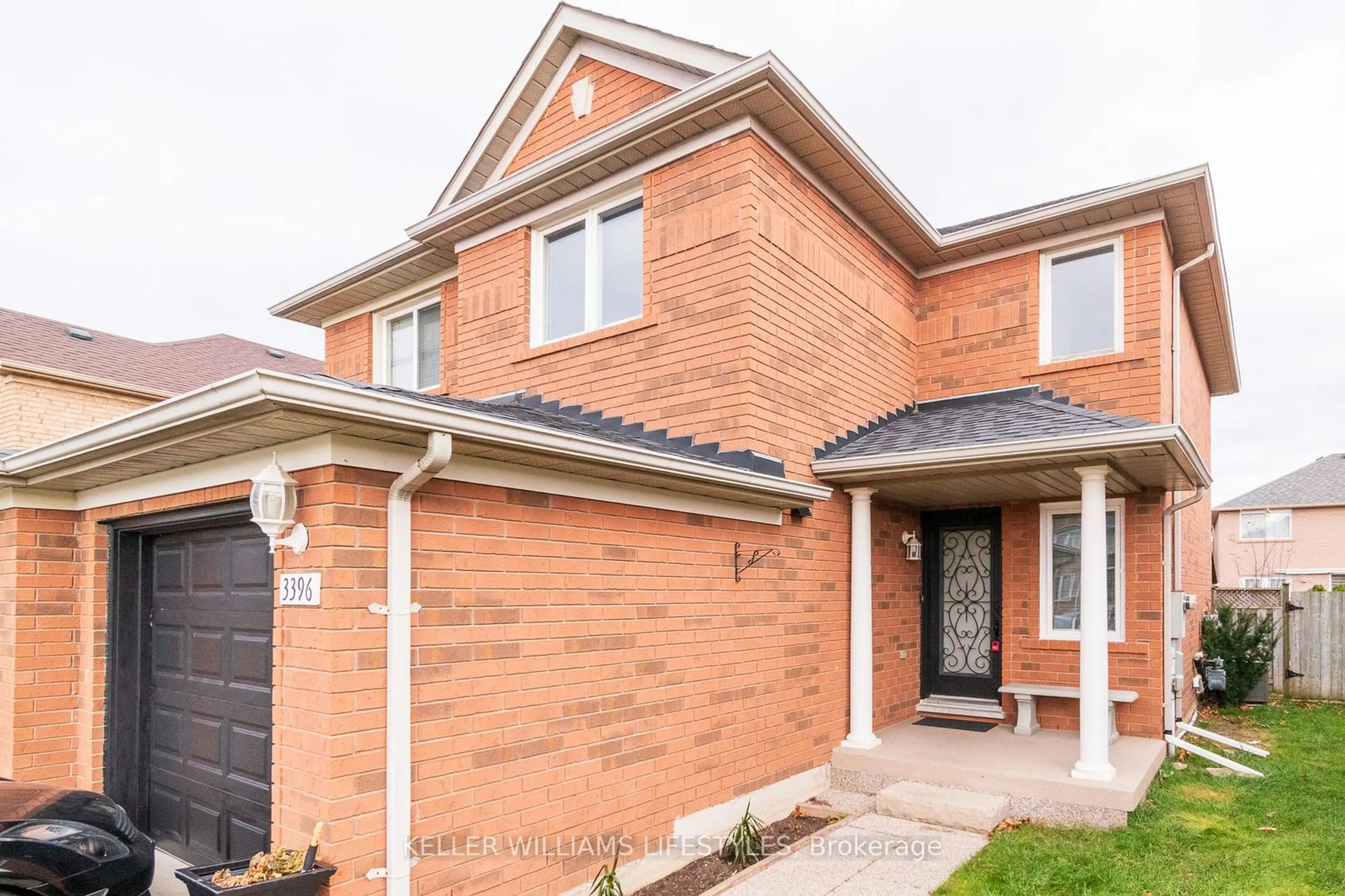 Home with brick exterior material, street for 3396 Snowball Rd, Mississauga Ontario L5N 7M6