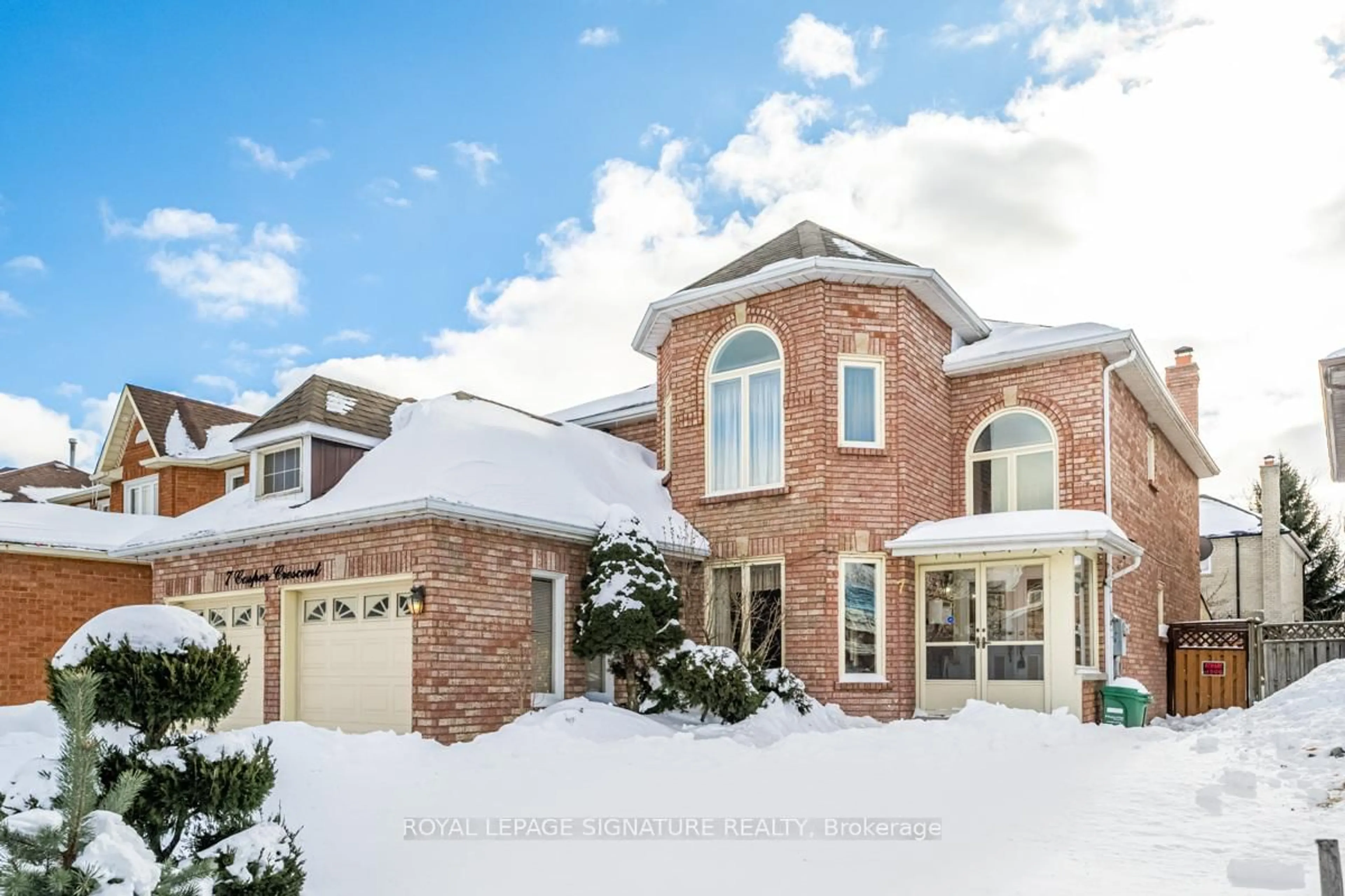 Home with brick exterior material, street for 7 Casper Cres, Brampton Ontario L6W 4M9