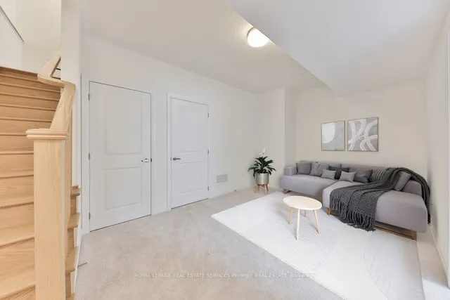 Additional property image - 9 Crown Gate
