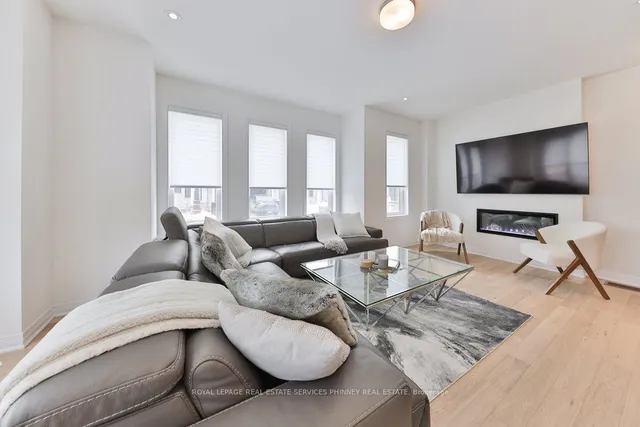 Additional property image - 9 Crown Gate