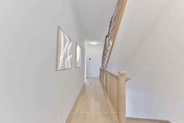 Additional property image - 9 Crown Gate