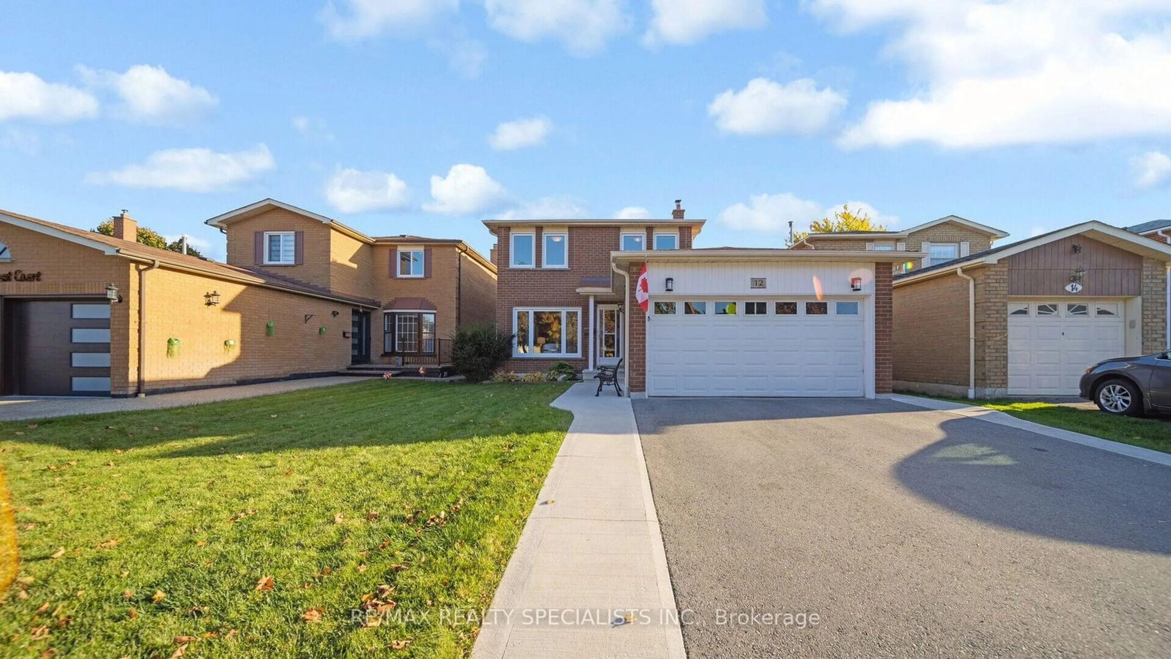 Home with brick exterior material, street for 12 Willowcrest Crt, Brampton Ontario L6X 2X8