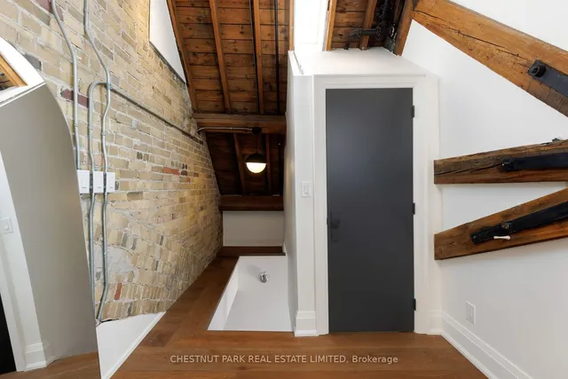Additional property image - 384 Sunnyside Ave Unit 309
