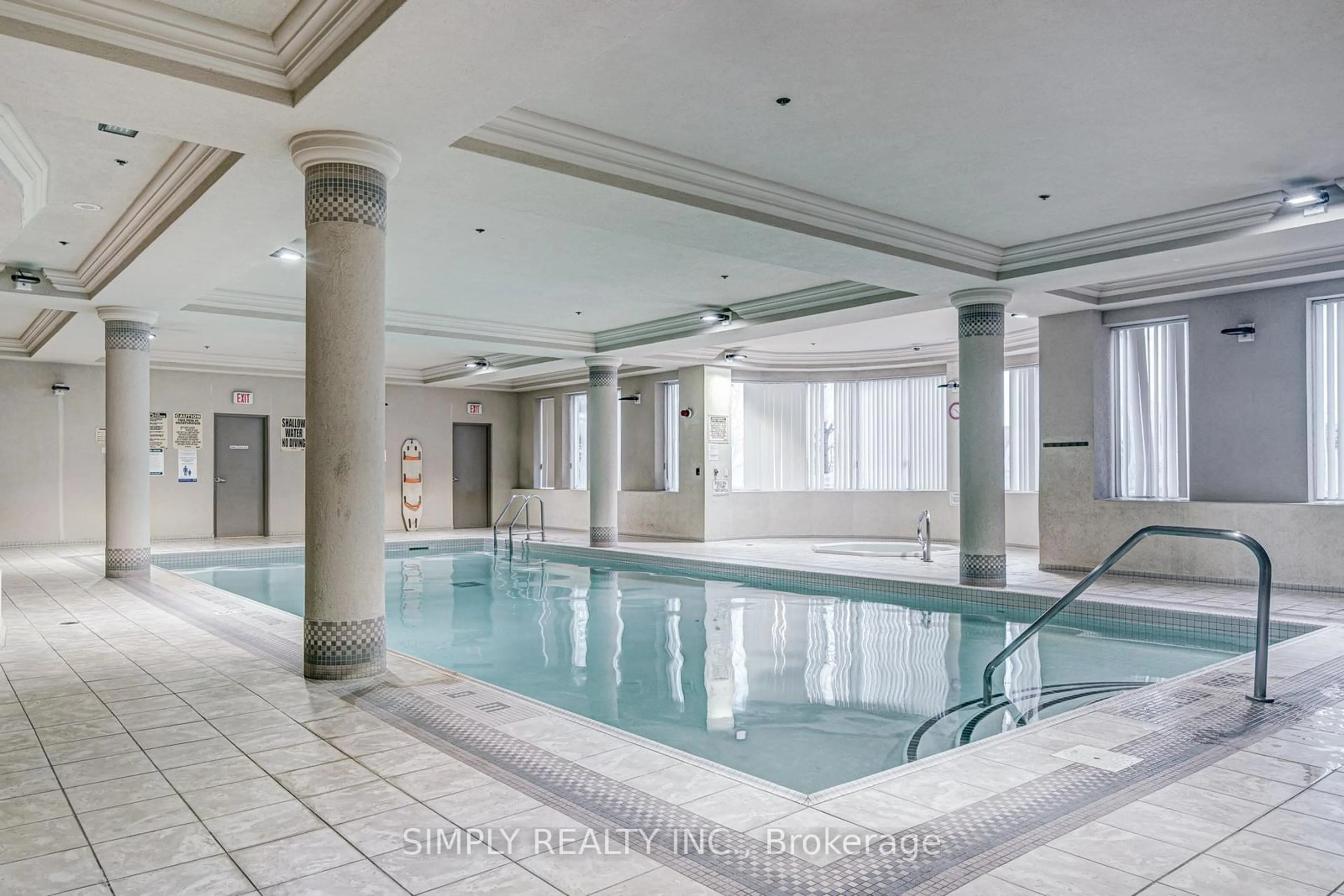 Pool for 4879 Kimbermount Ave #PH1, Mississauga Ontario L5M 7R8