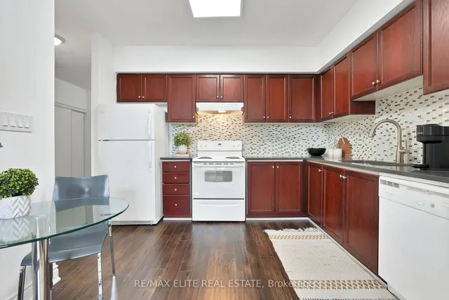 Additional property image - 2464 Weston Rd Unit 101