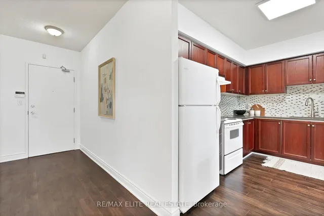 Additional property image - 2464 Weston Rd Unit 101